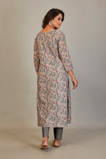 Load image into Gallery viewer, Pure Italian Digital Printed Fabric Black Paisley Silk Blue & Yellow Flower Kurti