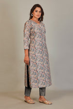 Load image into Gallery viewer, Pure Italian Digital Printed Fabric Black Paisley Silk Blue & Yellow Flower Kurti