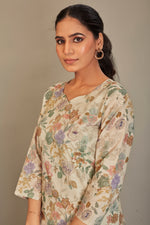Load image into Gallery viewer, Pure Italian lawn Digital Ptd Kurtis Cream Ground Purple &amp; Rust Flower Top
