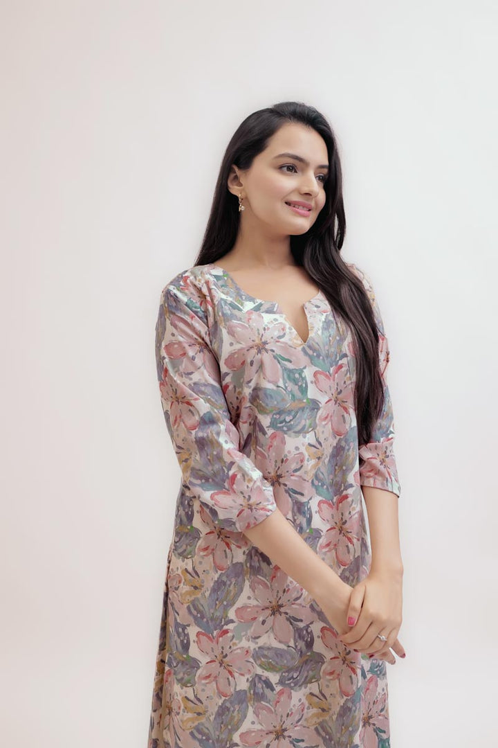Sunaina Digital Printed Fabric Cream / Grey Pink Flower Top